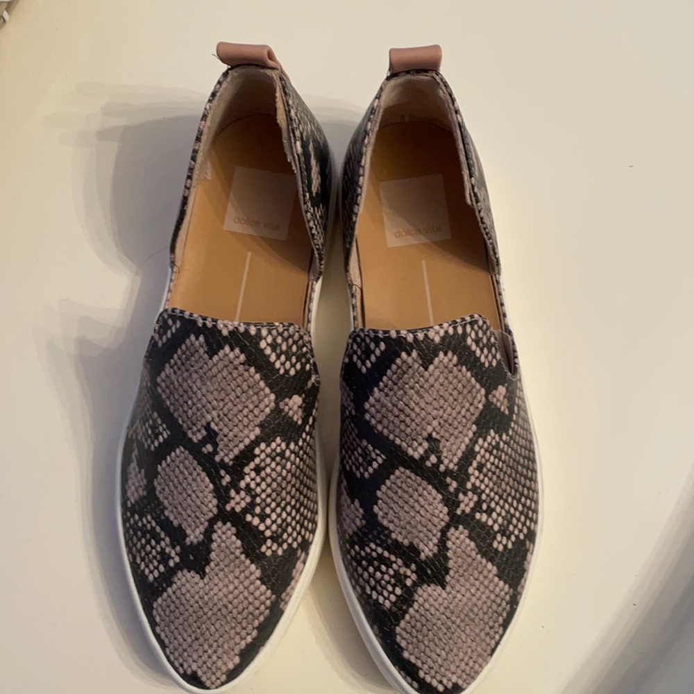 Dolce Vita Sykes Snakeskin-print d’Orsay sneaker